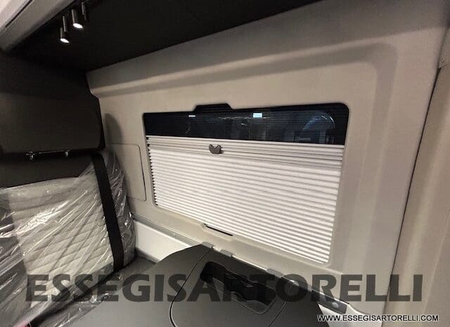 ADRIA TWIN 640 SGX SUPREME EDITION UNIPROPR. 08/2025 VAN 35H 7.900 km pieno