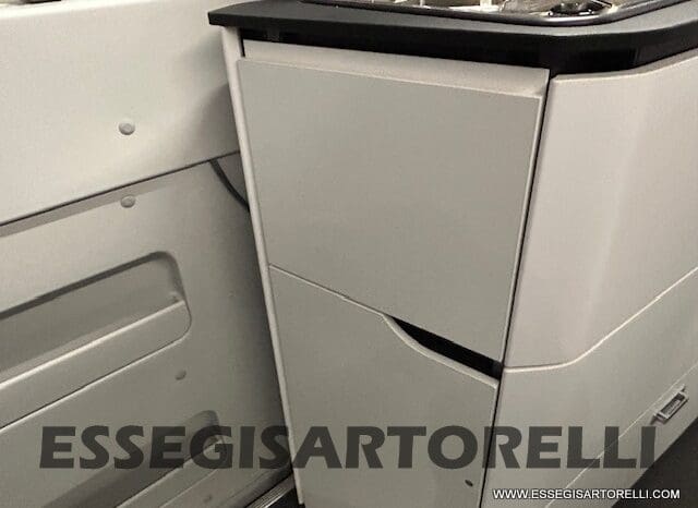 ADRIA TWIN 640 SGX SUPREME EDITION UNIPROPR. 08/2025 VAN 35H 7.900 km pieno