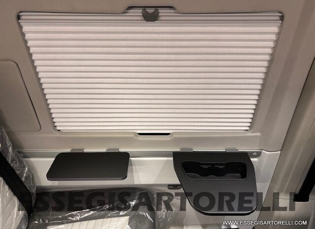 ADRIA TWIN 640 SGX SUPREME EDITION UNIPROPR. 08/2025 VAN 35H 7.900 km pieno