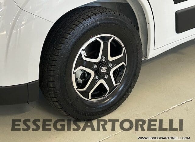 ADRIA TWIN 640 SGX SUPREME EDITION UNIPROPR. 08/2025 VAN 35H 7.900 km pieno