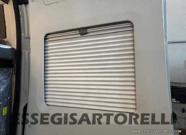ADRIA TWIN 640 SGX SUPREME EDITION UNIPROPR. 08/2025 VAN 35H 7.900 km pieno