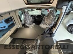 ADRIA TWIN 640 SGX SUPREME EDITION UNIPROPR. 08/2025 VAN 35H 7.900 km pieno