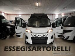 ADRIA TWIN 640 SGX SUPREME EDITION UNIPROPR. 08/2025 VAN 35H 7.900 km pieno