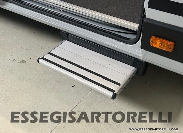 ADRIA TWIN 640 SGX SUPREME EDITION UNIPROPR. 08/2025 VAN 35H 7.900 km pieno
