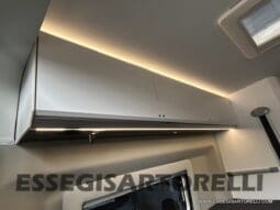 ADRIA TWIN 640 SGX SUPREME EDITION UNIPROPR. 08/2025 VAN 35H 7.900 km pieno