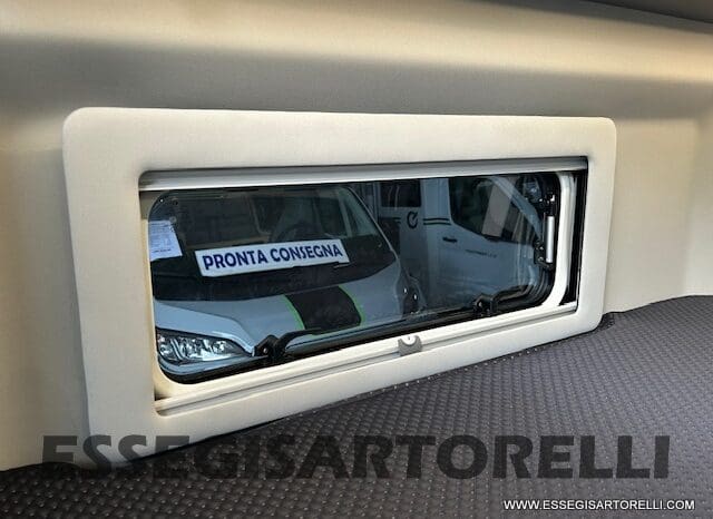 ADRIA TWIN 640 SGX SUPREME EDITION UNIPROPR. 08/2025 VAN 35H 7.900 km pieno
