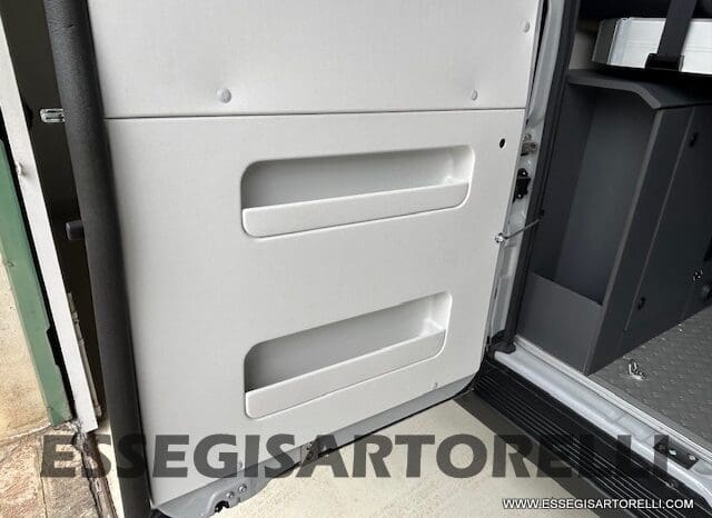 ADRIA TWIN 640 SGX SUPREME EDITION UNIPROPR. 08/2025 VAN 35H 7.900 km pieno
