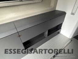 ADRIA TWIN 640 SGX SUPREME EDITION UNIPROPR. 08/2025 VAN 35H 7.900 km pieno