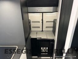 ADRIA TWIN 640 SGX SUPREME EDITION UNIPROPR. 08/2025 VAN 35H 7.900 km pieno