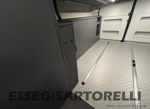 ADRIA TWIN 640 SGX SUPREME EDITION UNIPROPR. 08/2025 VAN 35H 7.900 km pieno