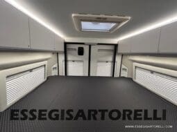 ADRIA TWIN 640 SGX SUPREME EDITION UNIPROPR. 08/2025 VAN 35H 7.900 km pieno