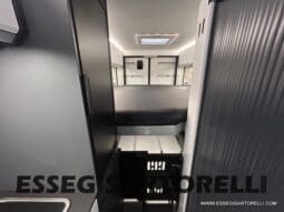 ADRIA TWIN 640 SGX SUPREME EDITION UNIPROPR. 08/2025 VAN 35H 7.900 km pieno