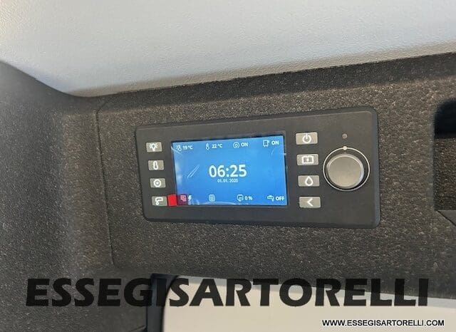 ADRIA TWIN 640 SGX SUPREME EDITION UNIPROPR. 08/2025 VAN 35H 7.900 km pieno