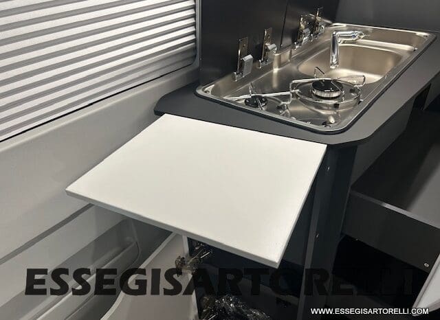 ADRIA TWIN 640 SGX SUPREME EDITION UNIPROPR. 08/2025 VAN 35H 7.900 km pieno