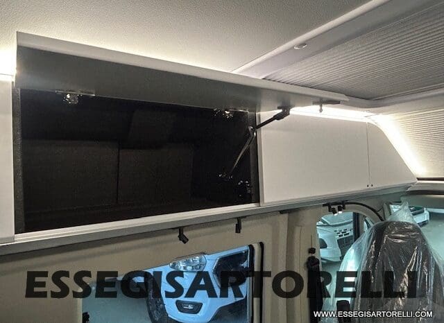 ADRIA TWIN 640 SGX SUPREME EDITION UNIPROPR. 08/2025 VAN 35H 7.900 km pieno