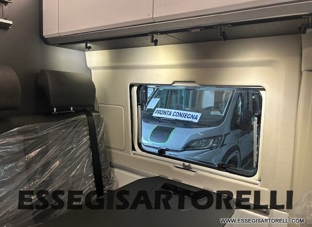 ADRIA TWIN 640 SGX SUPREME EDITION UNIPROPR. 08/2025 VAN 35H 7.900 km pieno