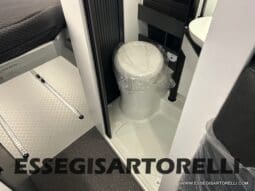 ADRIA TWIN 640 SGX SUPREME EDITION UNIPROPR. 08/2025 VAN 35H 7.900 km pieno
