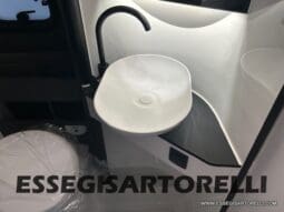 ADRIA TWIN 640 SGX SUPREME EDITION UNIPROPR. 08/2025 VAN 35H 7.900 km pieno
