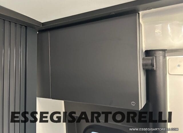 ADRIA TWIN 640 SGX SUPREME EDITION UNIPROPR. 08/2025 VAN 35H 7.900 km pieno