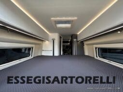 ADRIA TWIN 640 SGX SUPREME EDITION UNIPROPR. 08/2025 VAN 35H 7.900 km pieno