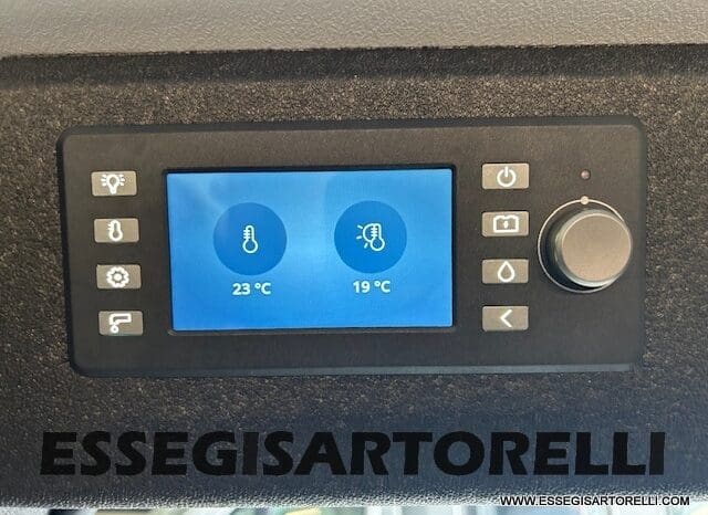 ADRIA TWIN 640 SGX SUPREME EDITION UNIPROPR. 08/2025 VAN 35H 7.900 km pieno
