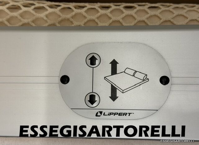 ROLLER TEAM KRONOS ADVANCE 265 TL 04/24 LETTO NAUTICO GARAGE E BASCULANTE CLIMA KM 11.241 pieno