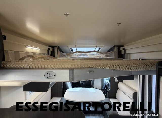 ROLLER TEAM KRONOS ADVANCE 265 TL 04/24 LETTO NAUTICO GARAGE E BASCULANTE CLIMA KM 11.241 pieno