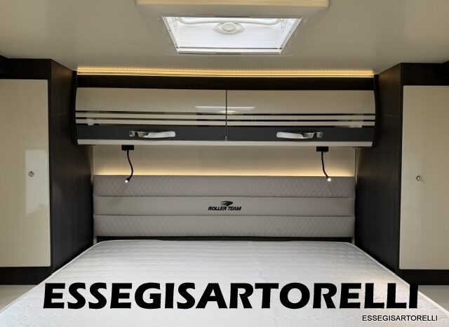 ROLLER TEAM KRONOS ADVANCE 265 TL 04/24 LETTO NAUTICO GARAGE E BASCULANTE CLIMA KM 11.241 pieno