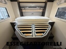 ROLLER TEAM KRONOS ADVANCE 265 TL 04/24 LETTO NAUTICO GARAGE E BASCULANTE CLIMA KM 11.241 pieno