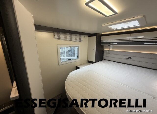 ROLLER TEAM KRONOS ADVANCE 265 TL 04/24 LETTO NAUTICO GARAGE E BASCULANTE CLIMA KM 11.241 pieno
