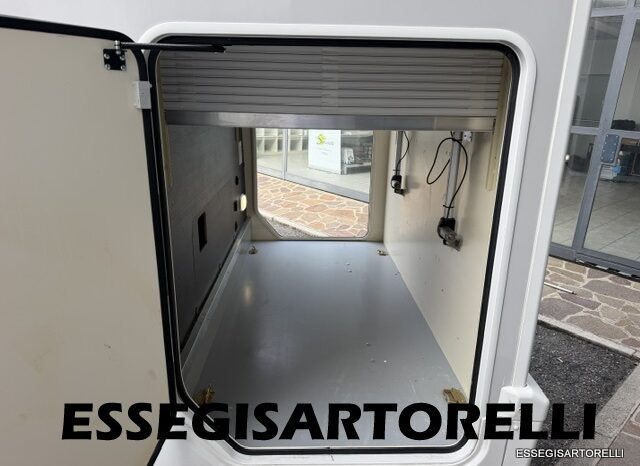 ROLLER TEAM KRONOS ADVANCE 265 TL 04/24 LETTO NAUTICO GARAGE E BASCULANTE CLIMA KM 11.241 pieno