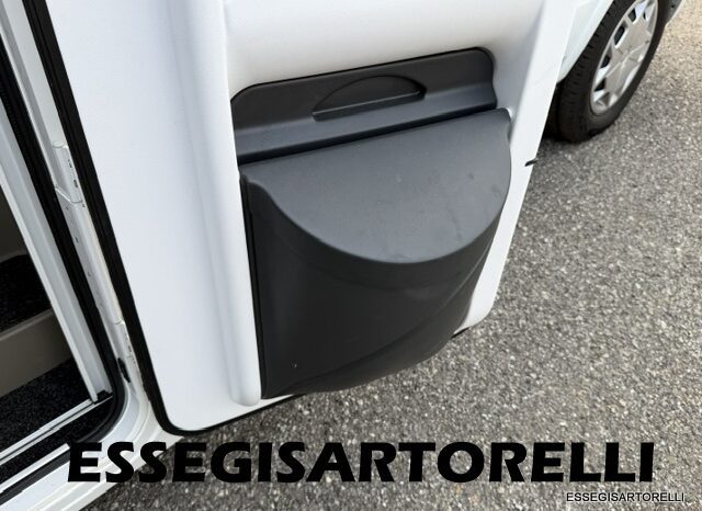 ROLLER TEAM KRONOS ADVANCE 265 TL 04/24 LETTO NAUTICO GARAGE E BASCULANTE CLIMA KM 11.241 pieno