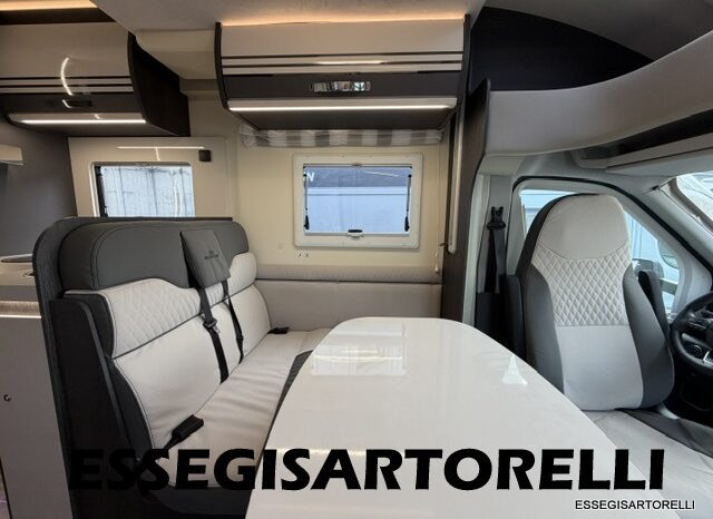 ROLLER TEAM KRONOS ADVANCE 265 TL 04/24 LETTO NAUTICO GARAGE E BASCULANTE CLIMA KM 11.241 pieno