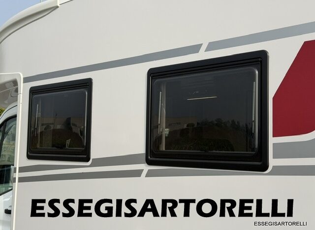 ROLLER TEAM KRONOS ADVANCE 265 TL 04/24 LETTO NAUTICO GARAGE E BASCULANTE CLIMA KM 11.241 pieno