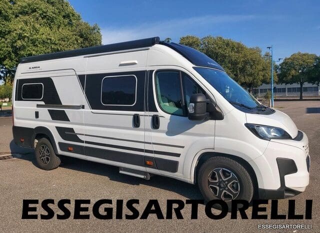 ADRIA TWIN 640 SGX SUPREME EDITION UNIPROPR. 08/2025 VAN 35H 7.900 km pieno