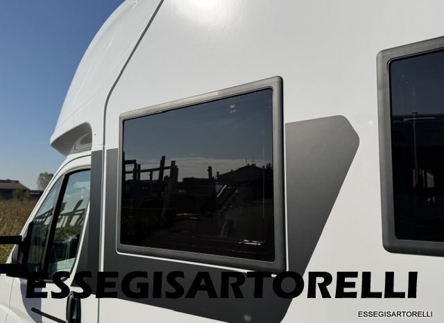 ADRIA NEW MATRIX SELECT M 670 SL 2027 GARAGE, LETTI GEMELLI, DOPPIO PAVIMENTO pieno