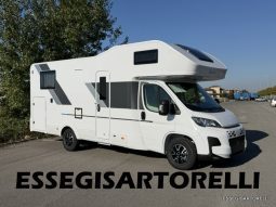ADRIA NEW SUNLIVING COMFORT MY ’27 ADAS MANSARDATO GARAGE LETTI GEMELLI 5 POSTI