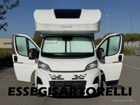 ADRIA NEW SUNLIVING COMFORT MY ’27 ADAS MANSARDATO GARAGE LETTI GEMELLI 5 POSTI