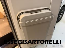 ADRIA NEW MATRIX SELECT M 670 SL 2027 GARAGE, LETTI GEMELLI, DOPPIO PAVIMENTO pieno