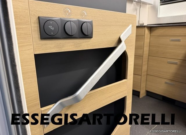 ADRIA NEW MATRIX SELECT M 670 SL 2027 GARAGE, LETTI GEMELLI, DOPPIO PAVIMENTO pieno