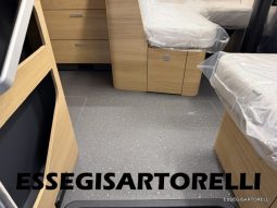 ADRIA NEW MATRIX SELECT M 670 SL 2027 GARAGE, LETTI GEMELLI, DOPPIO PAVIMENTO pieno