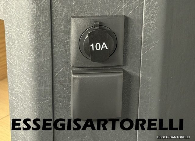 ADRIA NEW MATRIX SELECT M 670 SL 2027 GARAGE, LETTI GEMELLI, DOPPIO PAVIMENTO pieno