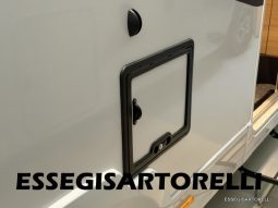 ADRIA NEW MATRIX SELECT M 670 SL 2027 GARAGE, LETTI GEMELLI, DOPPIO PAVIMENTO pieno