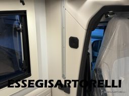 ADRIA NEW MATRIX SELECT M 670 SL 2027 GARAGE, LETTI GEMELLI, DOPPIO PAVIMENTO pieno