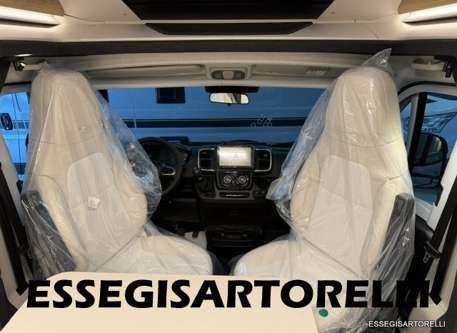 ADRIA NEW MATRIX SELECT M 670 SL 2027 GARAGE, LETTI GEMELLI, DOPPIO PAVIMENTO pieno