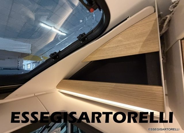 ADRIA NEW MATRIX SELECT M 670 SL 2027 GARAGE, LETTI GEMELLI, DOPPIO PAVIMENTO pieno