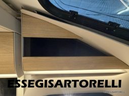 ADRIA NEW MATRIX SELECT M 670 SL 2027 GARAGE, LETTI GEMELLI, DOPPIO PAVIMENTO pieno