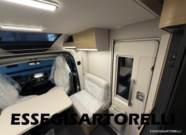 ADRIA NEW MATRIX SELECT M 670 SL 2027 GARAGE, LETTI GEMELLI, DOPPIO PAVIMENTO pieno