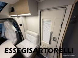 ADRIA NEW MATRIX SELECT M 670 SL 2027 GARAGE, LETTI GEMELLI, DOPPIO PAVIMENTO pieno