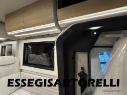 ADRIA NEW MATRIX SELECT M 670 SL 2027 GARAGE, LETTI GEMELLI, DOPPIO PAVIMENTO pieno
